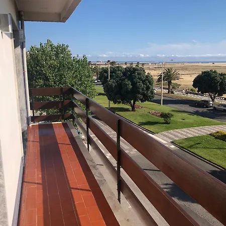 Casa Da Com Três Quartos - Figueira Foz *