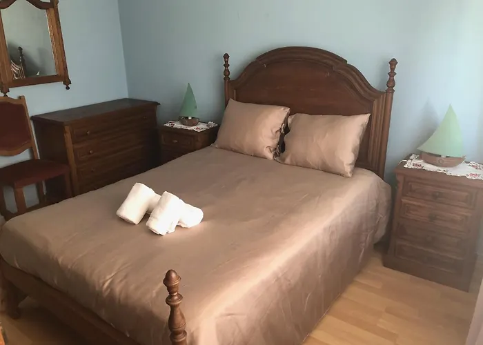 Casa Da Com Três Quartos - Figueira Foz *